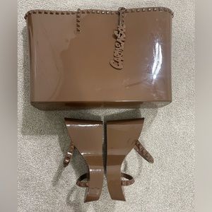 Gorgeous! Matching Carmen Sol Tonino Wedge + Angelica Tote Set. Heel Size 10